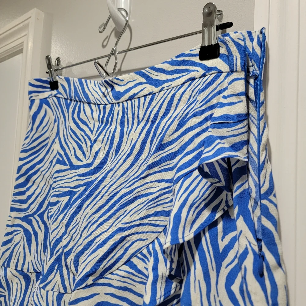 Zara Blue and White Zebra Print Ruffled Hem Skort